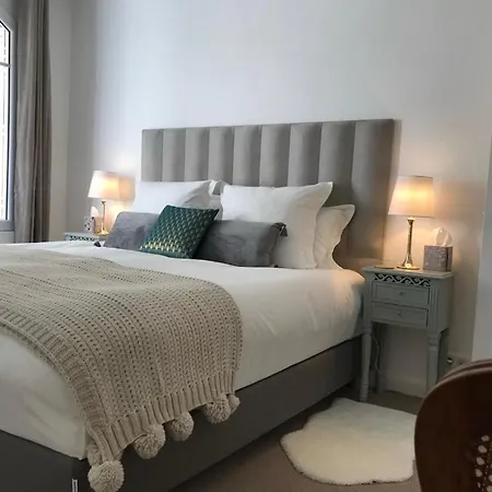 Luxurious Townhouse 10 Mins Walk To Centre Vila Épernay