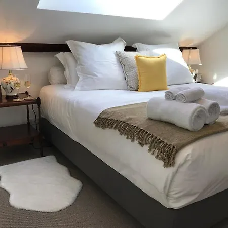 Luxurious Townhouse 10 Mins Walk To Centre Épernay