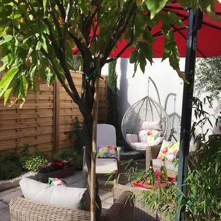 Vila Luxurious Townhouse 10 Mins Walk To Centre