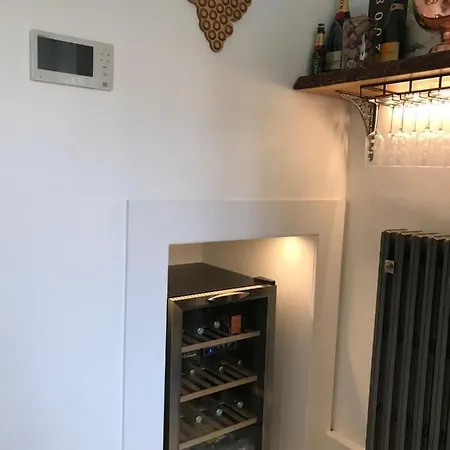 Vila Luxurious Townhouse 10 Mins Walk To Centre