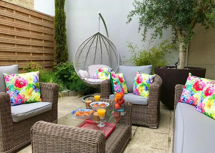 Luxurious Townhouse 10 Mins Walk To Centre