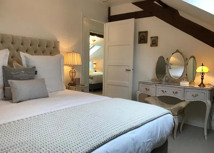 Villa Luxurious Townhouse 10 Mins Walk To Centre *