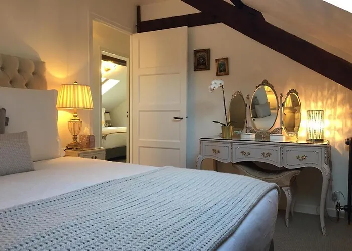 Luxurious Townhouse 10 Mins Walk To Centre Villa Épernay