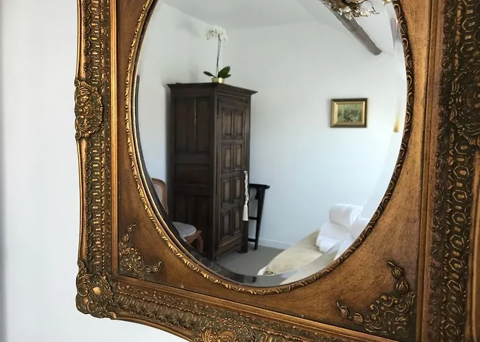 Luxurious Townhouse 10 Mins Walk To Centre Villa *