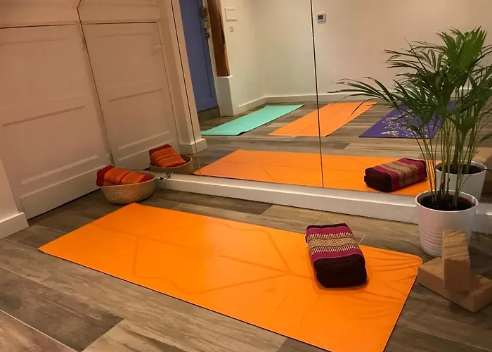 Luxurious Townhouse 10 Mins Walk To Centre *