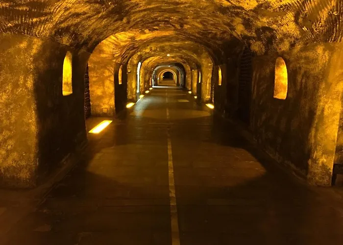 Villa Luxurious Townhouse 10 Mins Walk To Centre *