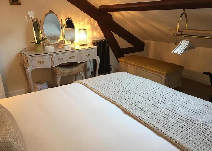 Villa Luxurious Townhouse 10 Mins Walk To Centre