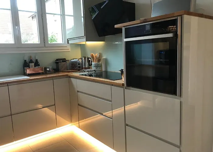 Villa Luxurious Townhouse 10 Mins Walk To Centre *